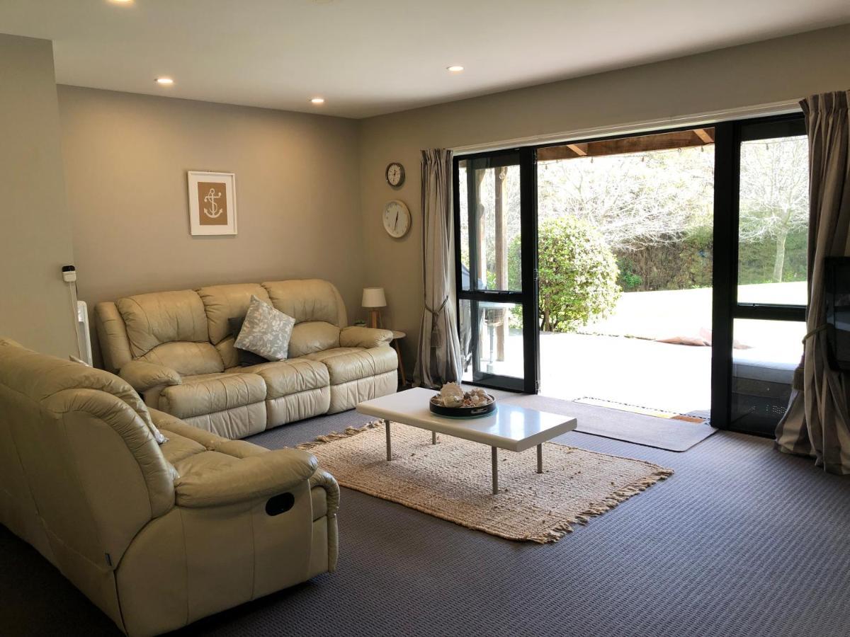 Tranquil Family Retreat Βίλα Akaroa Εξωτερικό φωτογραφία